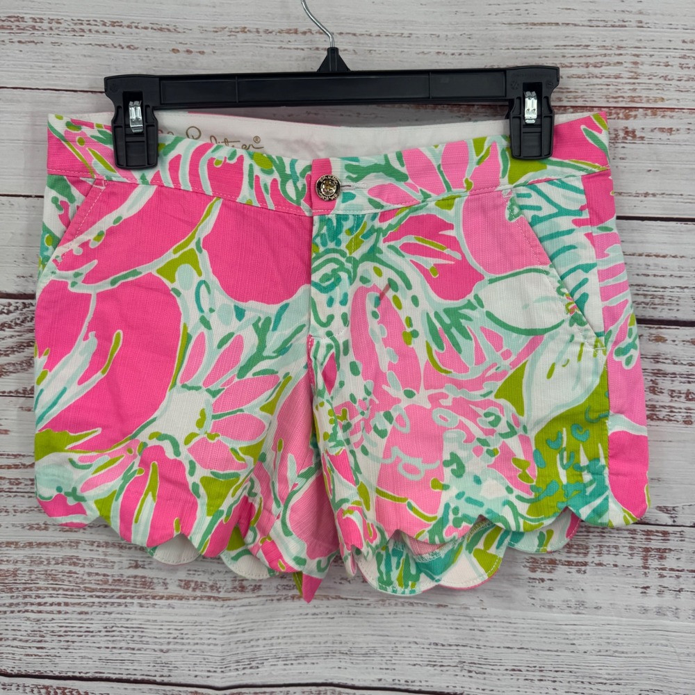 Lilly Pulitzer Buttercup Shorts Size‎ 0 Scalloped Hem Floral Print Pink Green